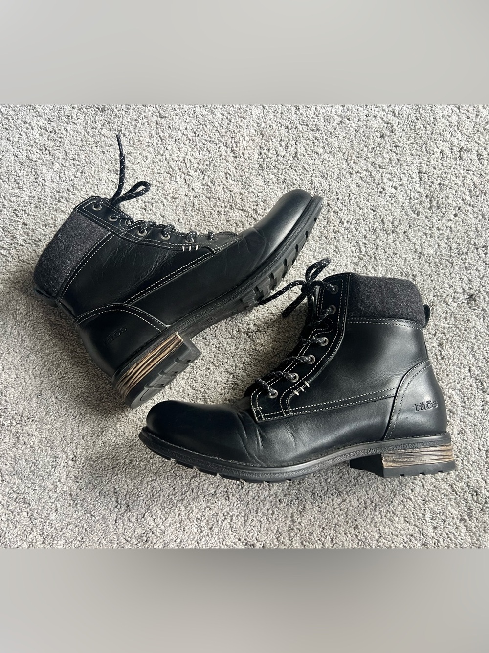 TAOS Cutie Sz 40 US 9-9.5 Black Leather Combat Ankle Boots Fleece Lined Side Zip